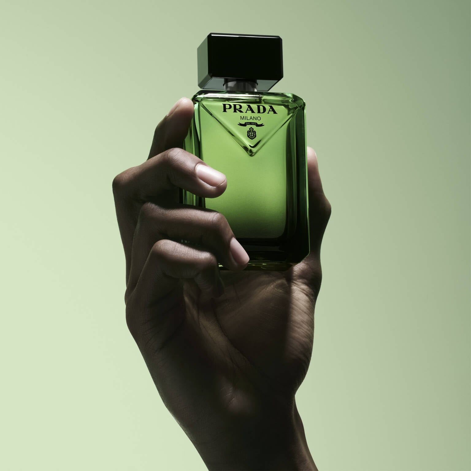 Produ Colonge Paradigme Eau de Parfum for Men | Prada Beauty Official Site