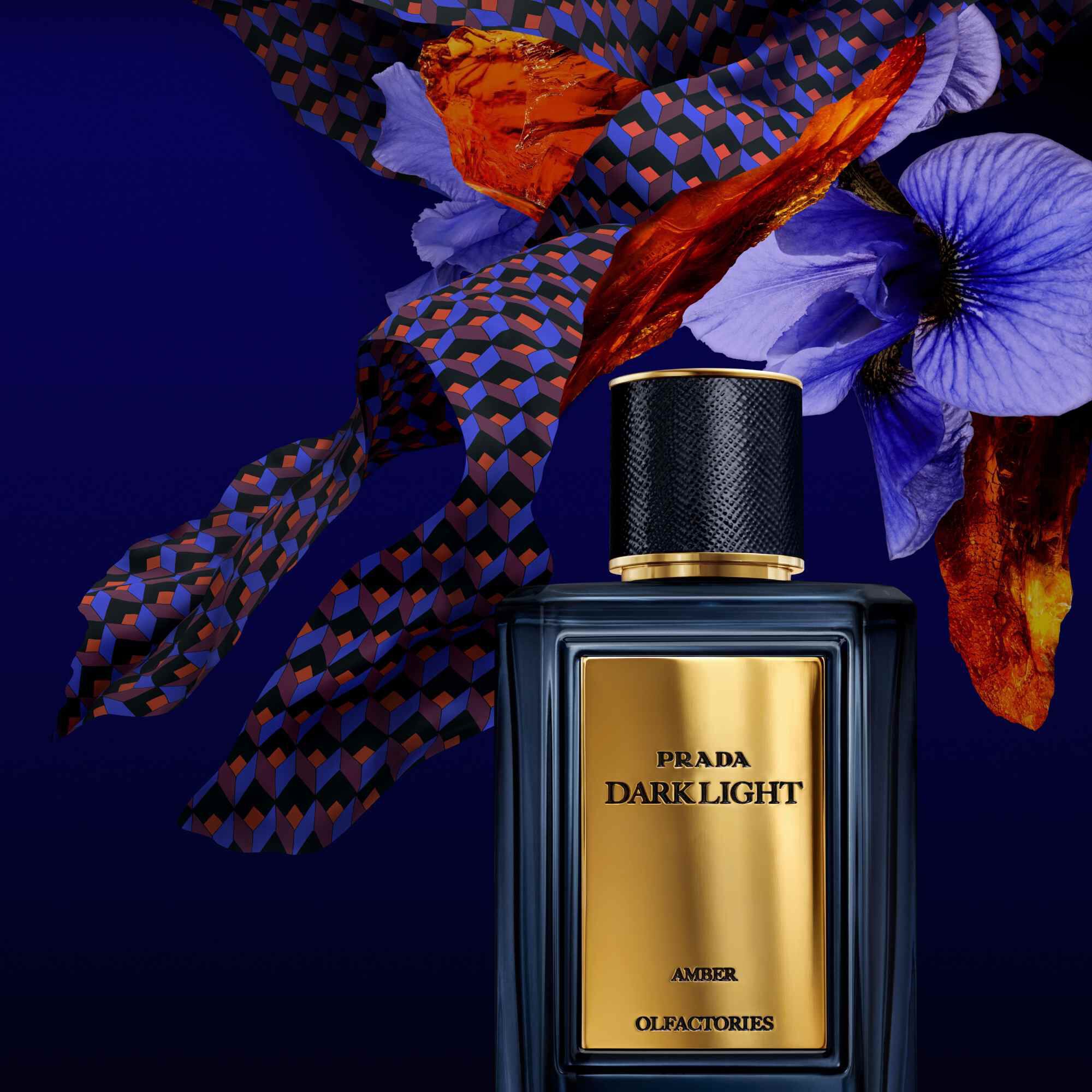 香水(ユニセックス) PRADA LES INFUSIONS DE PRADA AMANDE Infusion D'Amande Eau de Parfum | Prada Beauty Official Site