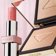 Prada Light Glowing Highlighter Powder