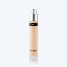 Prada Reveal Skin Optimizing Foundation