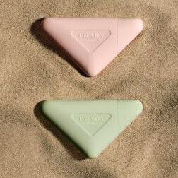 Prada The Hand