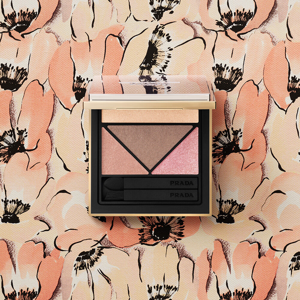 PRADA DIMENSIONS 07 アイシャドウパレット ピオニー New Prada Dimensions Eyeshadow Palettes, 07 Peony, 08 Pansy