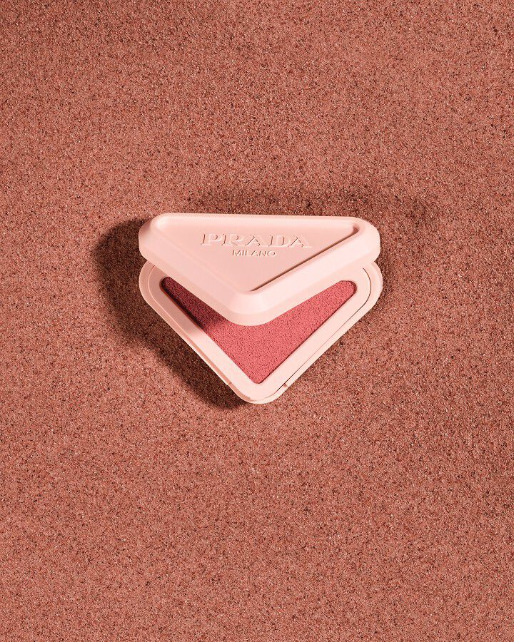Prada Touch Blush on Reddish Sand 