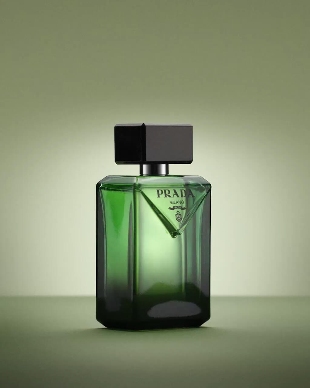 Paradigme Eau de Parfum for Men | Prada Beauty Official Site